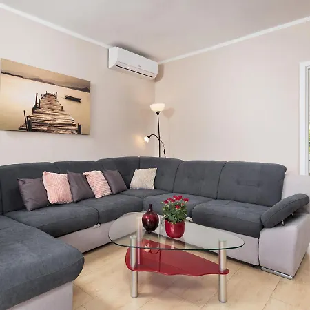 Loredana Apartman Poreč